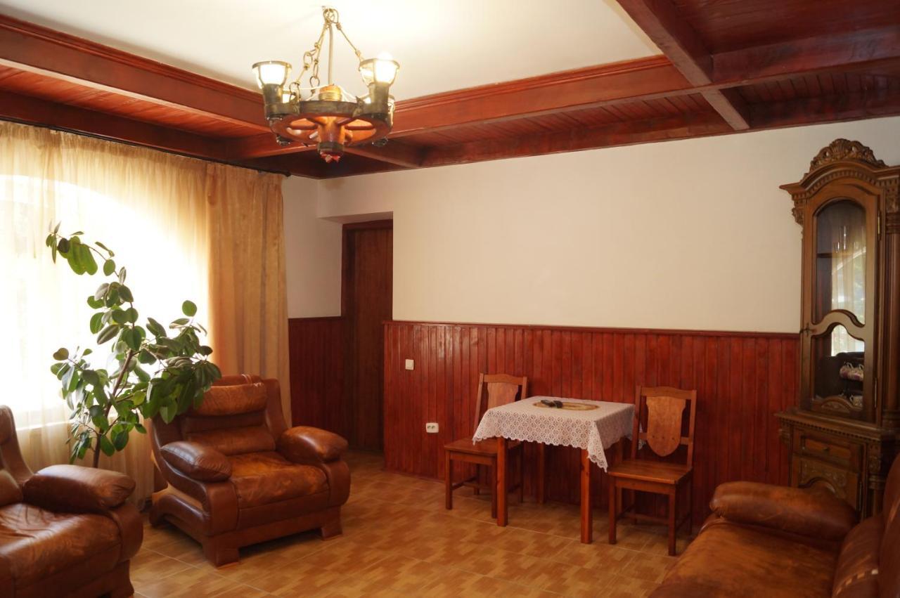 Норіс Hotel Mihova Exterior foto